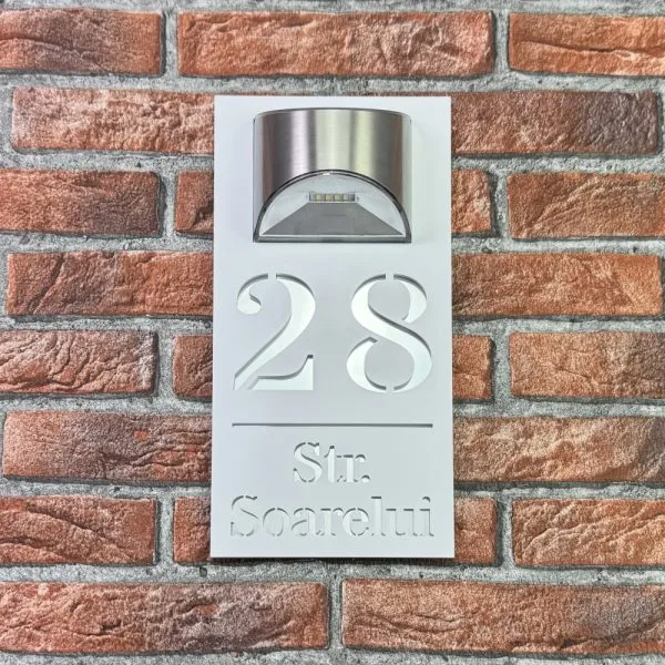 Placuta numar casa personalizat model HeavenLight 29.5 x 14.5 cm Alb Mat / Oglinda Argintiu
