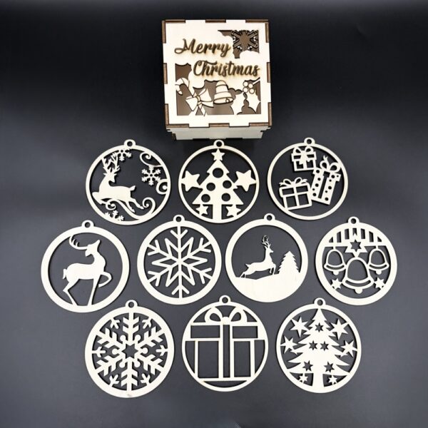 Glob de craciun lemn