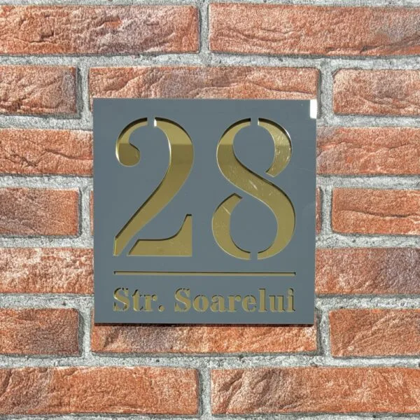 Placuta numar casa personalizat Armonia 19.5 x 19.5 cm Grii Lucios / Oglinda Auriu